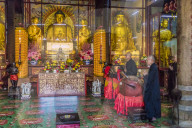 Monks at Kek Lok Si Temple, George Town, Penang, Malaysia, Southeast Asia, Asia
