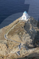 White Greek Orthodox chapel of Eftamartyres on headland, Kastro, Sifnos, Cyclades, Aegean Sea, Greek Islands, Greece, Europe