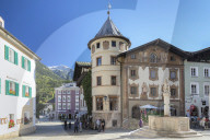 Marmorner Brunnen Fountain at markeplace, Berchtesgaden, Upper Bavaria, Bavaria, Germany