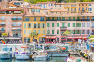 Le Vieux Port harbour in Cannes, Alpes Maritimes, Cote d'Azur, Provence, French Riviera, France, Mediterranean, Europe