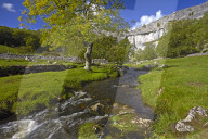 A view of Malham Cove in Malhamdale, Yorkshire Dales National Park, North Yorkshire, England, U.K.