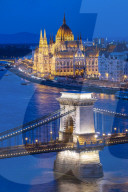 The Chain Bridge and Parliament at night, UNESCO World Heritage Site, Budapest, Hungary, Europe