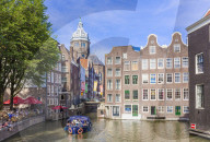 Dome of the Church of Saint Nicholas and the canal Oudezijds Voorburgwal, Amsterdam Old Town, Holland, Netherlands, EU, Europe