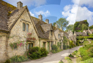 Bibury village Bibury The Cotswolds Bibury Weavers Cottages Arlington row Bibury Wiltshire England UK GB Europe