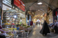 Iran, Isfahan, Great bazaar, Bazar e Bozorg