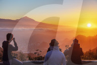 Europe, Spain, Canary Islands, Tenerife, Teide National Park, Unesco site, Pico del Teide (3718m) highest mountain in Spain, sunset
