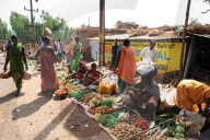 Mali tribespeople shopping in the early morning at the weekly tribal market, Koraput, Odisha