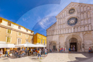 View of busy restaurant and Cathedral of St. Anastasia, Zadar, Zadar county, Dalmatia region, Croatia, Europe