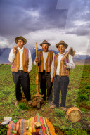 Quechua men of the Misminay Community