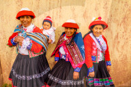 Quechua Women of the Accha Huata Community
