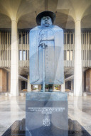 United States of America, Hawaii, Oahu island, statue of Father Damien sainted for his work at Kalaupapa leper colony