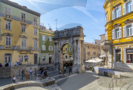 View of the Arch of the Sergii, Pula, Istria County, Croatia, Adriatic, Europe