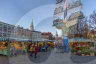 View of Viktualienmarkt at Christmas, Munich, Bavaria, Germany, Europe