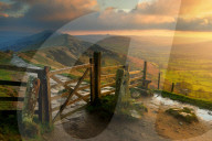 The Great Ridge at sunrise, Mam Tor, Castleton, Peak District National Park, Derbyshire, England, UK