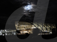 FEATURE - Blutmond über Hamburg