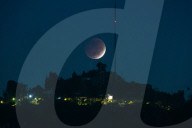 FEATURE - Blutmond in Chile