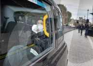 NEWS - Boris Johnsons ehemaliger Chefberater Dominic Cummings sagt vor Parlamentskommission aus