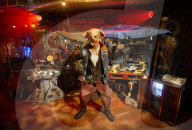 Doctor Who: Time Fracture. Directed by Tom Maller and written by Daniel Dingsdale, designed by Rebecca Brower at Immersive London, Davies Mews, London.