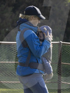 ROYALS - Zara Tindall und ihr Baby Lucas bei den Houghton Hall Horse Trials in Kings Lynn