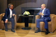 NEWS -  Russlands Präsident Putin trifft sich mit IIHF-Präsident Rene Fasel (10.Mai)