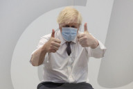 Boris Johnson visits Francis Crick Vaccine Centre
