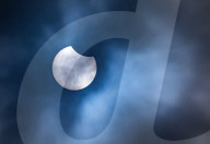 Annular solar eclipse as the hot weather continues for London and the South East this week. 