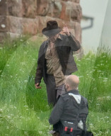 PEOPLE -  Harrison Ford als Indiana Jones am Set bei Dreharbeiten in Leaderfoot, UK