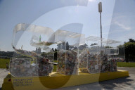NEWS - STOP: Neue Kampagne der Stadt Genf gegen Littering am Wilson Quai