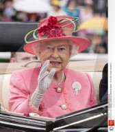 ROYALS - Königliche Mode bei den Ascot-Rennen im Laufe der Jahre