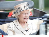 ROYALS - Königliche Mode bei den Ascot-Rennen im Laufe der Jahre