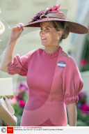 ROYALS - Königliche Mode bei den Ascot-Rennen im Laufe der Jahre