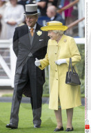 ROYALS - Königliche Mode bei den Ascot-Rennen im Laufe der Jahre