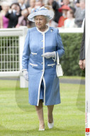 ROYALS - Königliche Mode bei den Ascot-Rennen im Laufe der Jahre