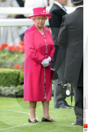 ROYALS - Königliche Mode bei den Ascot-Rennen im Laufe der Jahre