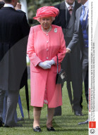 ROYALS - Königliche Mode bei den Ascot-Rennen im Laufe der Jahre