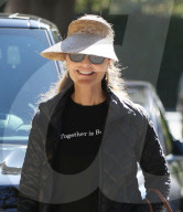PREMIUM EXCLUSIVE Katherine And Christina Schwarzenegger Play Tennis With Mom Maria Shriver