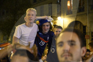 EURO 2020 -  Französische Fans verfolgen das Spiel Frankreich-Deutschland in Paris