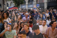 EURO 2020 -  Französische Fans verfolgen das Spiel Frankreich-Deutschland in Paris