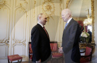NEWS - Genf: Wladimir Putin  und US-Präsident Joe Biden schütteln sich die Hände