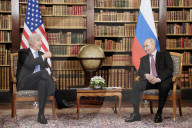 NEWS - Genf: Putin unf Biden begrüssen sich