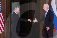 NEWS - Genf: Putin und Biden begrüssen sich