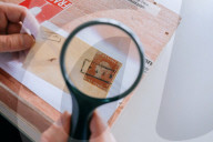 FEATURE - Wert geht in die Millionen - die "Rote Mauritius" wird versteigert