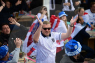 EURO 2020 - Fans in London feiern beim Spiel Tschechische Republik vs England