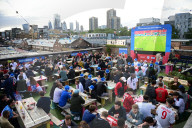 EURO 2020 - Fans in London feiern beim Spiel Tschechische Republik vs England