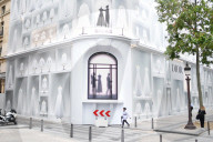 NEWS - Dior renoviert ein Gebäude auf den Champs Elysées in Paris