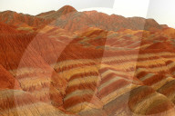FEATURE -  Touristen in den Rainbow Mountains in Wangye, China