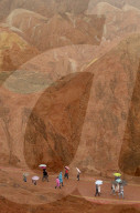 FEATURE -  Touristen in den Rainbow Mountains in Wangye, China