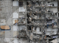 NEWS - Hochhaus bei Miami eingestürzt