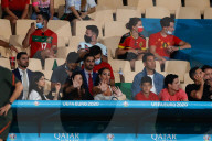PEOPLE - Cristiano Ronaldos Freundin, Georgina Rodriguez, auf der Tribüne am Spiel Belgien-Portugal