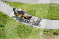 FEATURE -  Fahrt mit der Postkutsche auf der Tremola über den Gotthard
